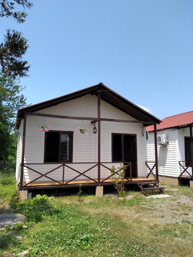 Апарт-Отель "У Речки" Kuchkisabano Buitenkant foto